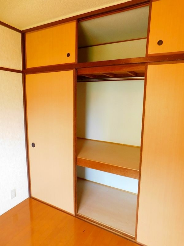 徳力団地131棟 内観写真（収納）