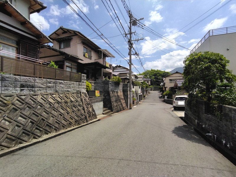上の原一丁目戸建 現地写真（前面道路含む現地写真）