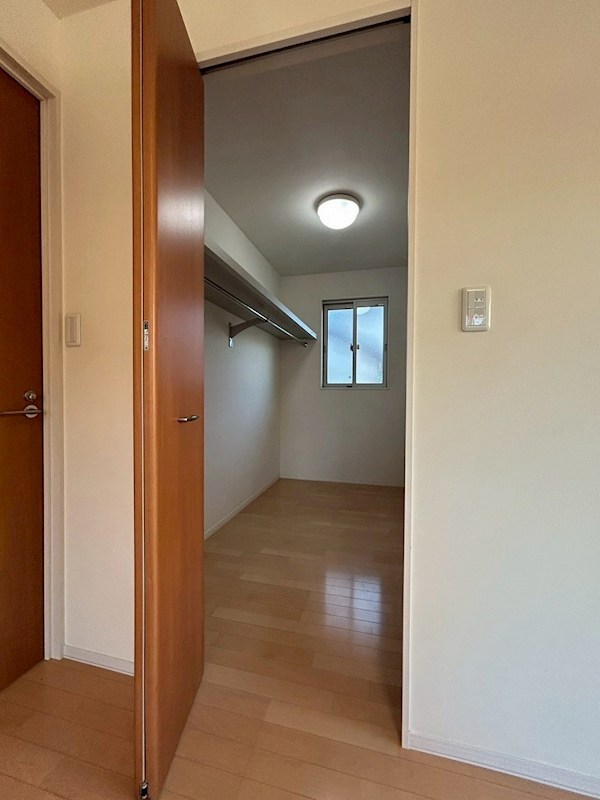熊谷一丁目28番戸建 内観写真（収納）