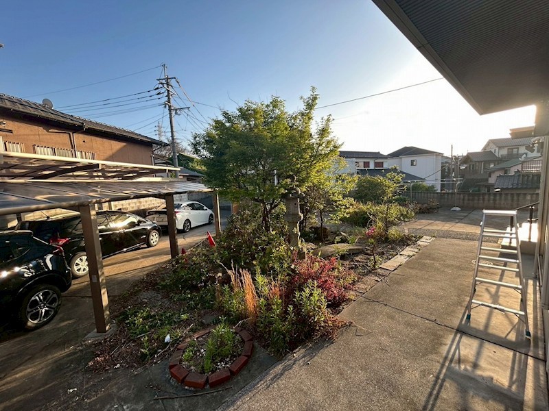 熊谷一丁目28番戸建 現地写真（庭）