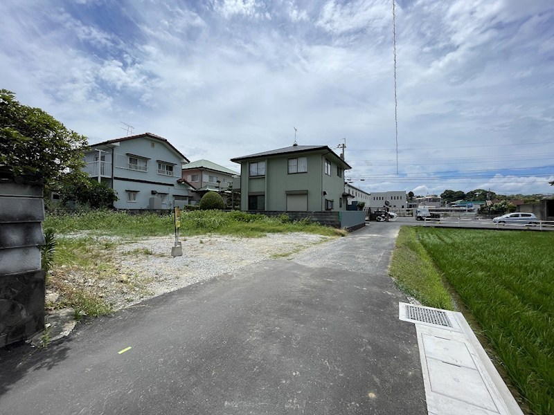 大平二丁目土地 現地写真（前面道路含む現地写真）
