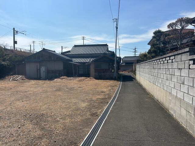 長津一丁目土地 現地写真（前面道路含む現地写真）