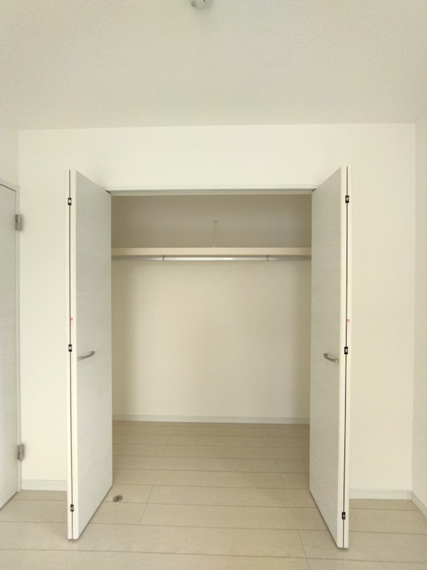 大字感田戸建 内観写真（収納）