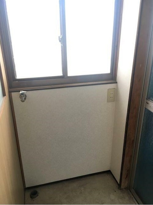 帆柱二丁目13番戸建 内観写真（洗面台・洗面所）