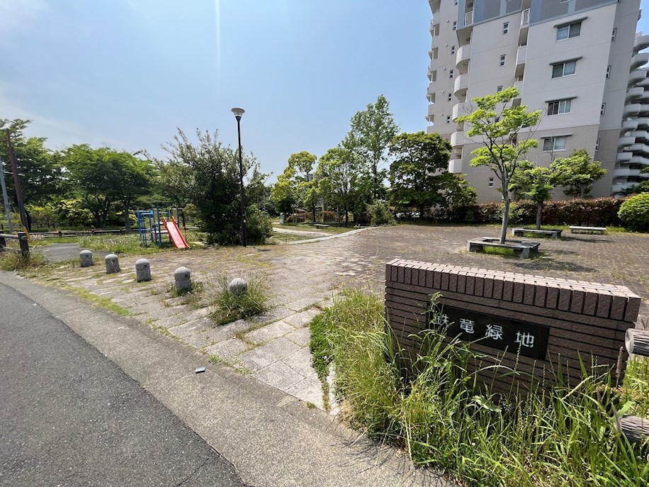 青山三丁目戸建 公園