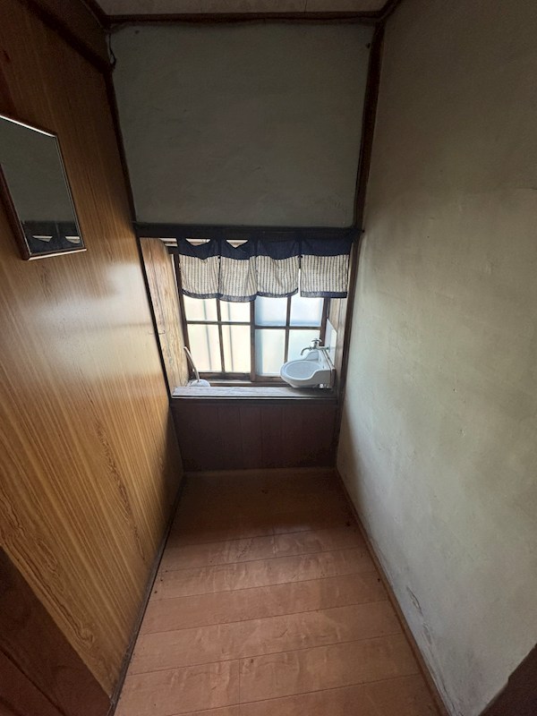 天籟寺二丁目戸建 内観写真（洗面台・洗面所）