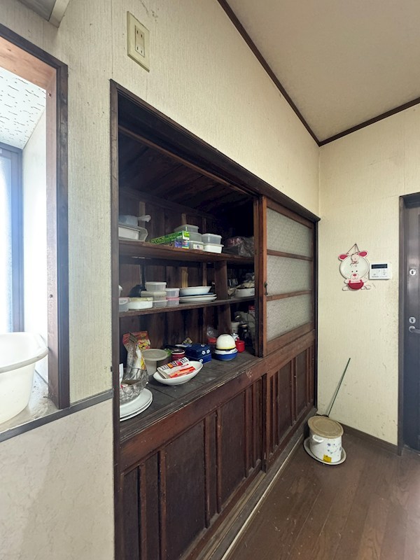 天籟寺二丁目戸建 内観写真（収納）