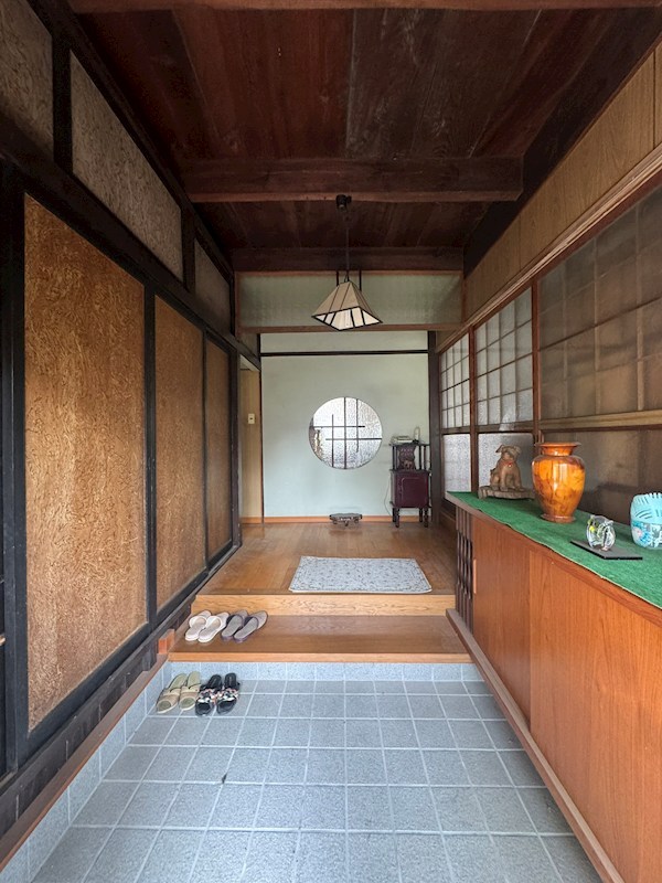 天籟寺二丁目戸建 現地写真（玄関）
