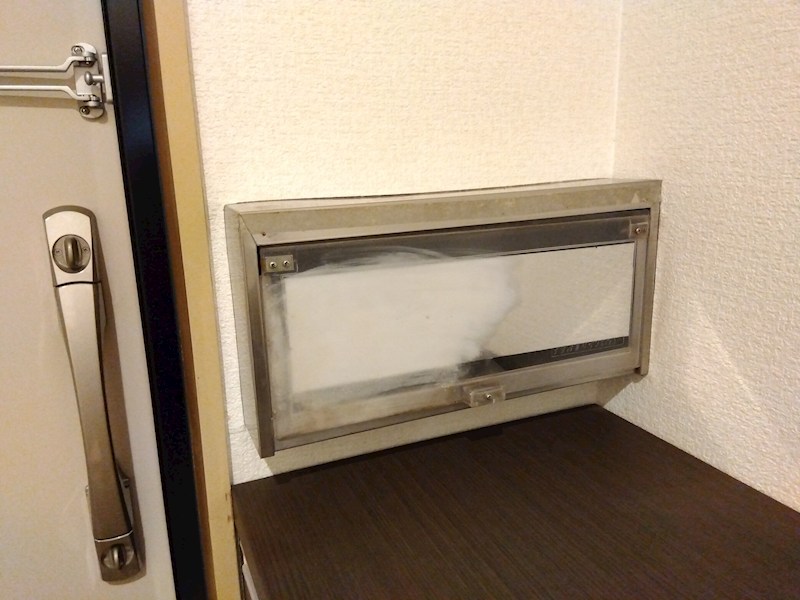 第23プリンスマンション 現地写真（玄関）