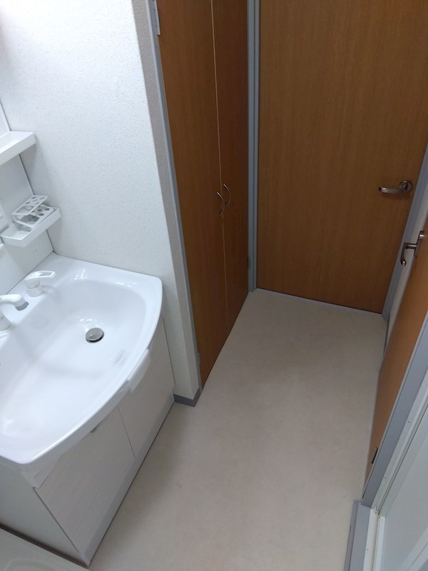 エクレール泉台 内観写真（洗面台・洗面所）