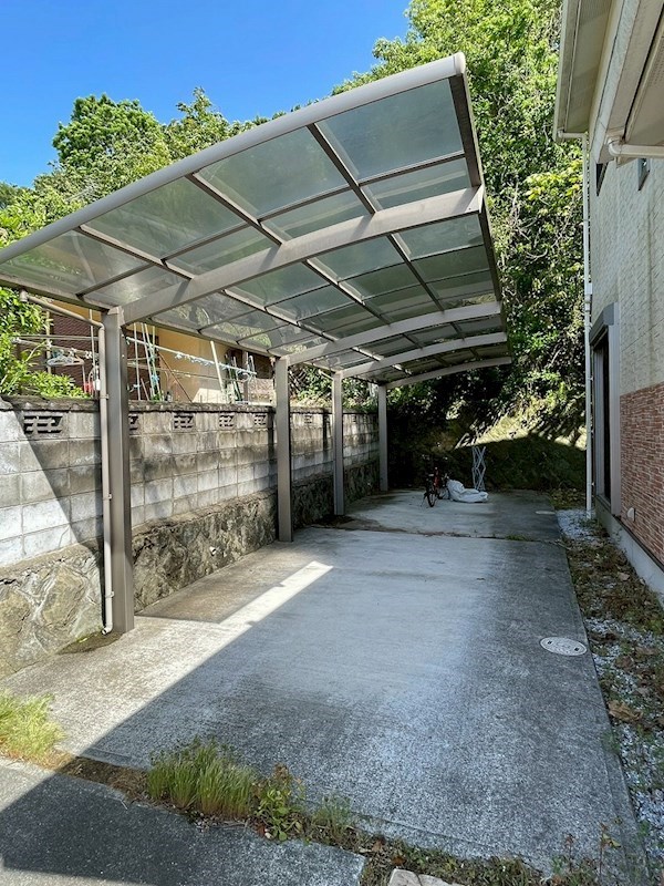 土手ノ内三丁目戸建 現地写真（駐車場）