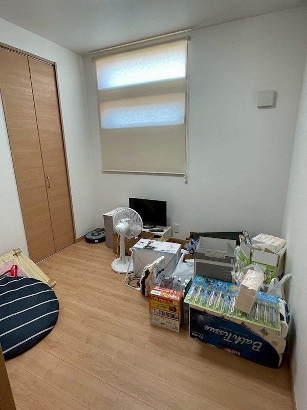 土手ノ内三丁目戸建 内観写真（リビング以外の居室）