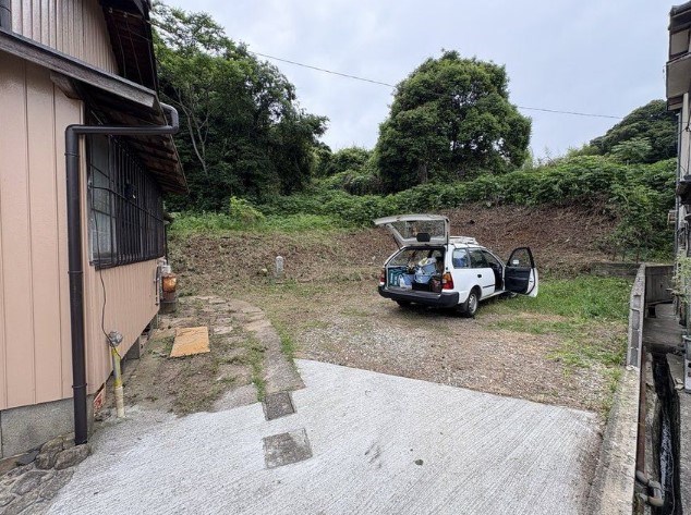 西天神町戸建 現地写真（庭）