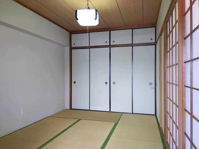 トーカンマンション歯大通り弐番館 内観写真（リビング）