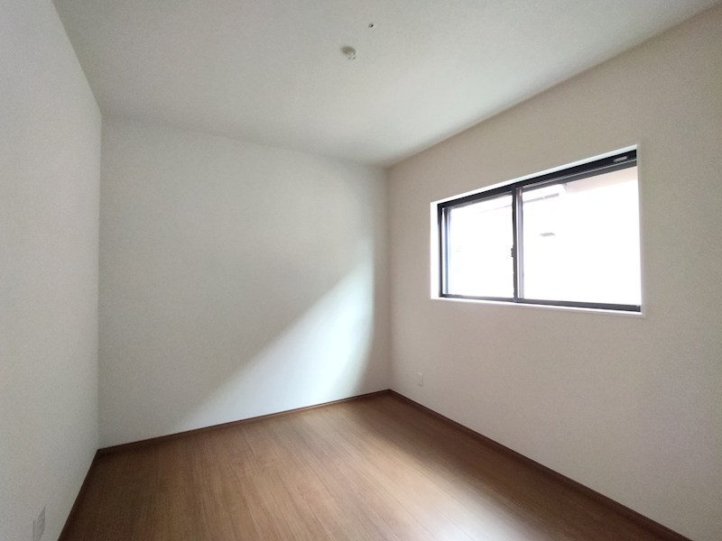 大字感田新築戸建3号地 内観写真（リビング以外の居室）