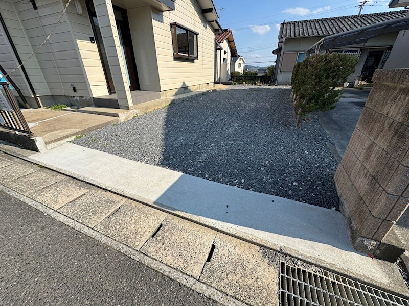 大字下境戸建 現地写真（駐車場）
