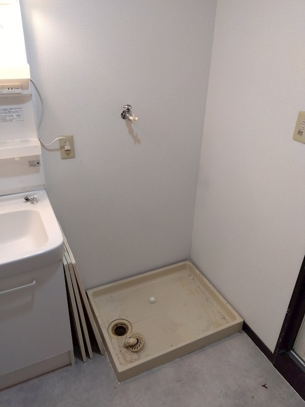 エメラルドマンション到津 内観写真（洗面台・洗面所）
