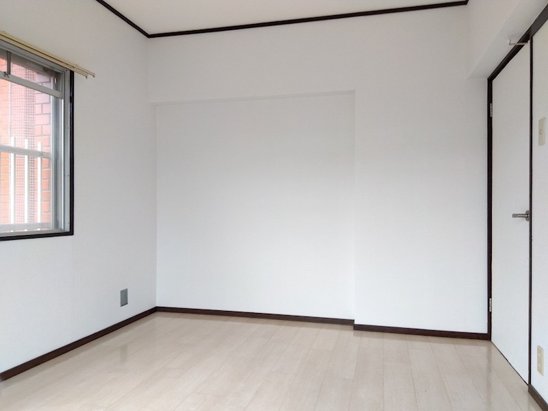 エメラルドマンション到津 内観写真（リビング以外の居室）