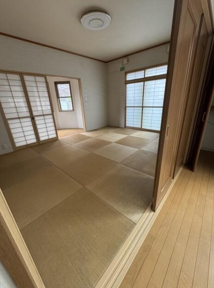 企救丘三丁目戸建 内観写真（リビング以外の居室）