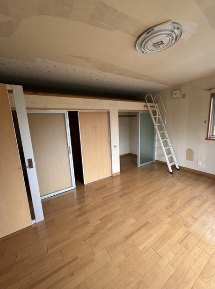 企救丘三丁目戸建 内観写真（リビング以外の居室）