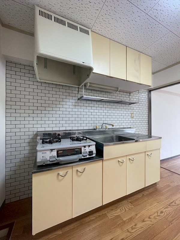 湯川山リゾートハイツ 内観写真（キッチン）