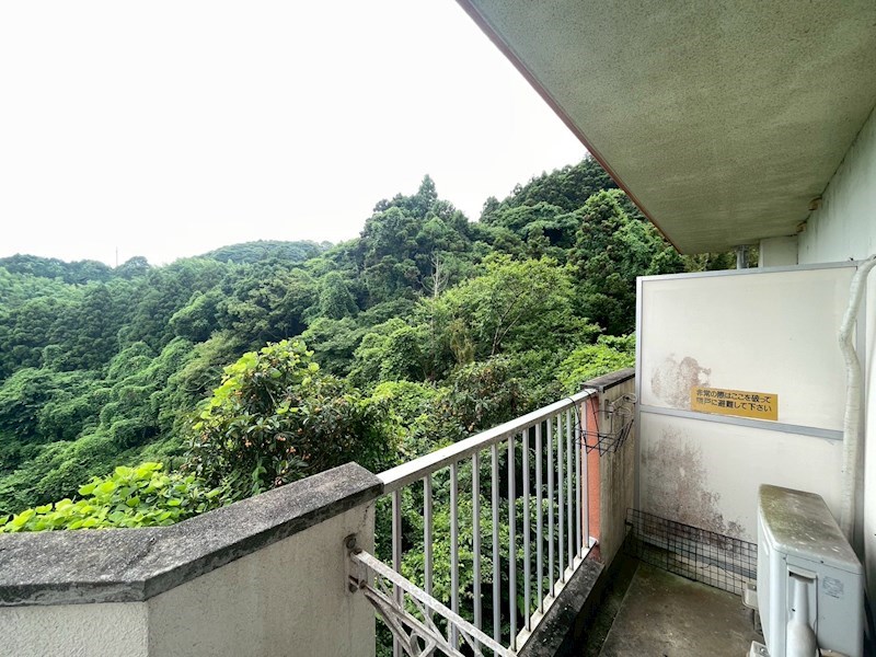 湯川山リゾートハイツ 現地写真（バルコニー）