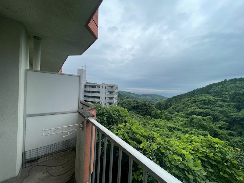 湯川山リゾートハイツ 現地写真（バルコニー）