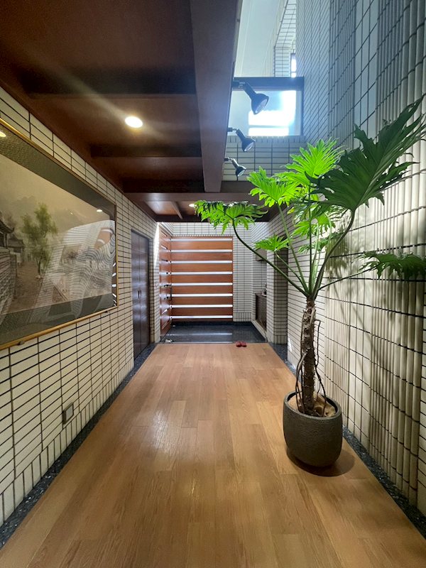 赤坂二丁目戸建 現地写真（玄関）