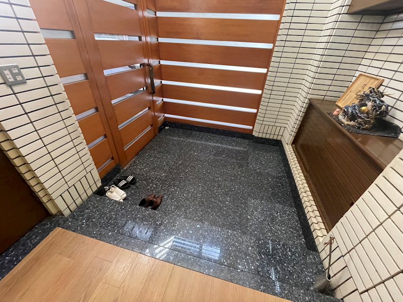 赤坂二丁目戸建 現地写真（玄関）