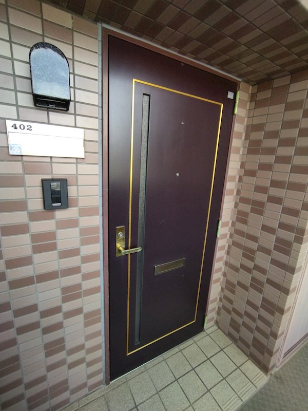 グランドパレス守恒Ⅱ 現地写真（玄関）