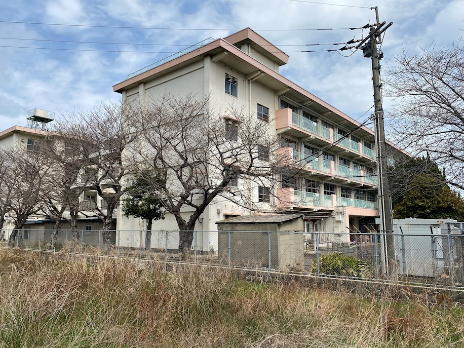 吉志二丁目土地 小学校