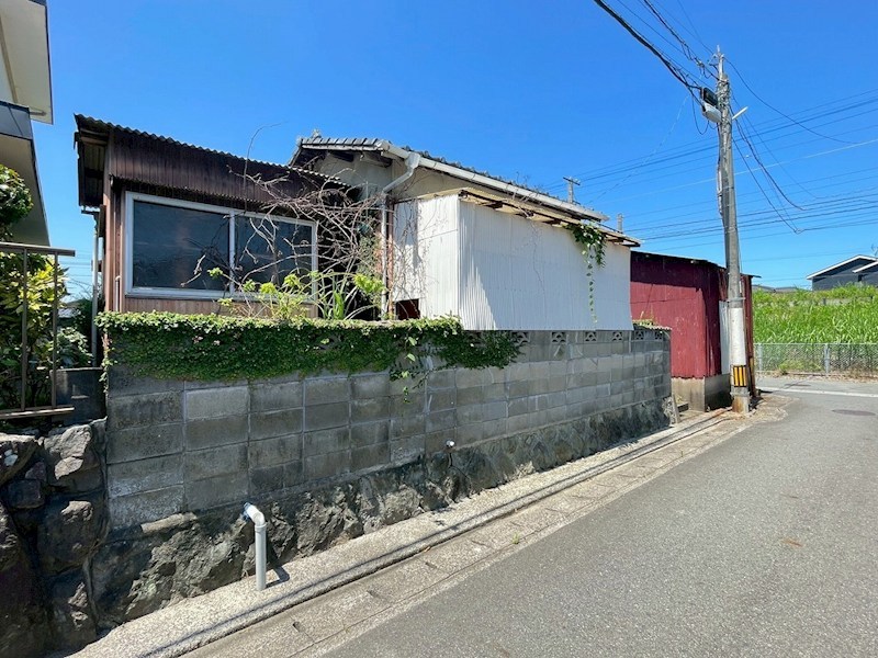土手ノ内三丁目4番土地 現地写真（前面道路含む現地写真）