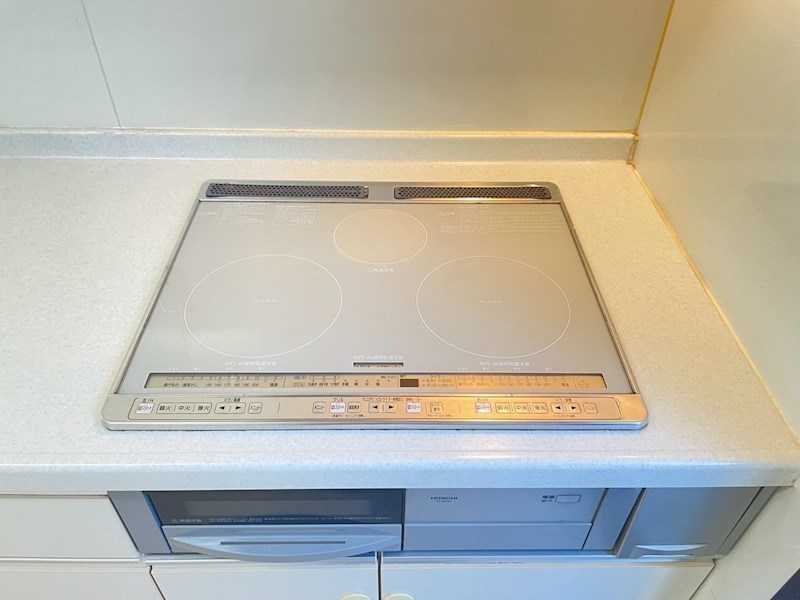 鴨生田四丁目1番戸建 内観写真（キッチン）