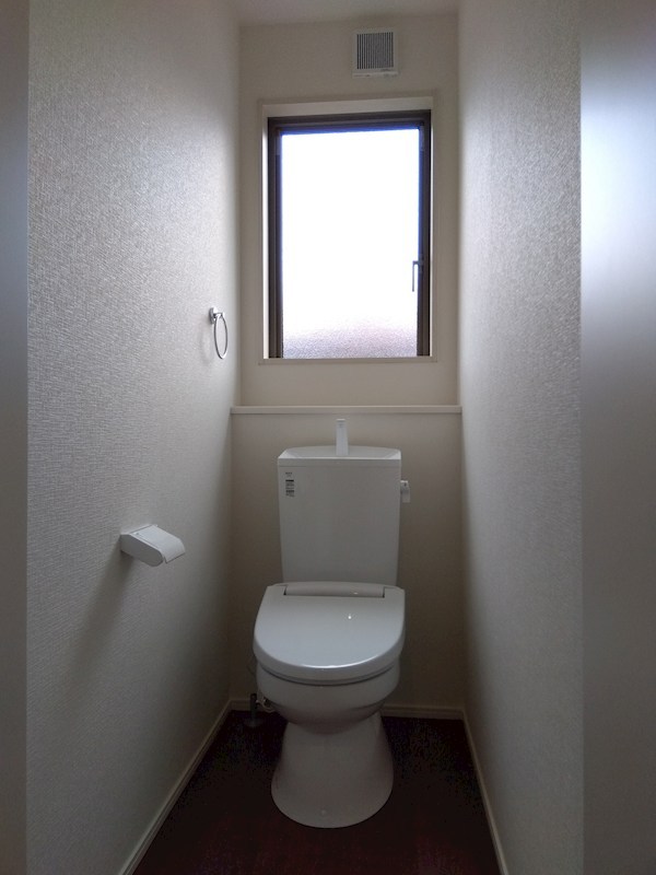 津田新町一丁目新築戸建1号棟　2期 内観写真（トイレ）