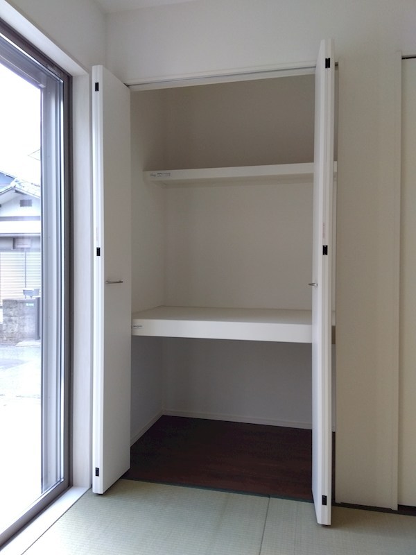 津田新町一丁目新築戸建1号棟　2期 内観写真（収納）