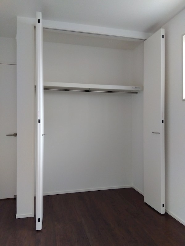 津田新町一丁目新築戸建1号棟　2期 内観写真（収納）