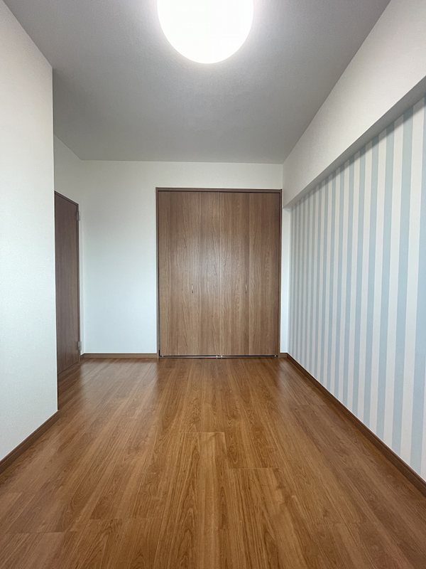 フィオレ井尻 内観写真（リビング以外の居室）