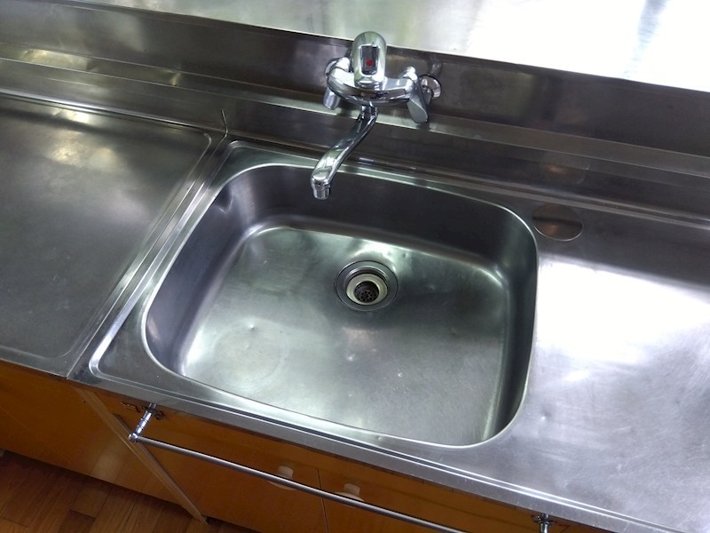 湯川新町一丁目12番戸建 内観写真（キッチン）