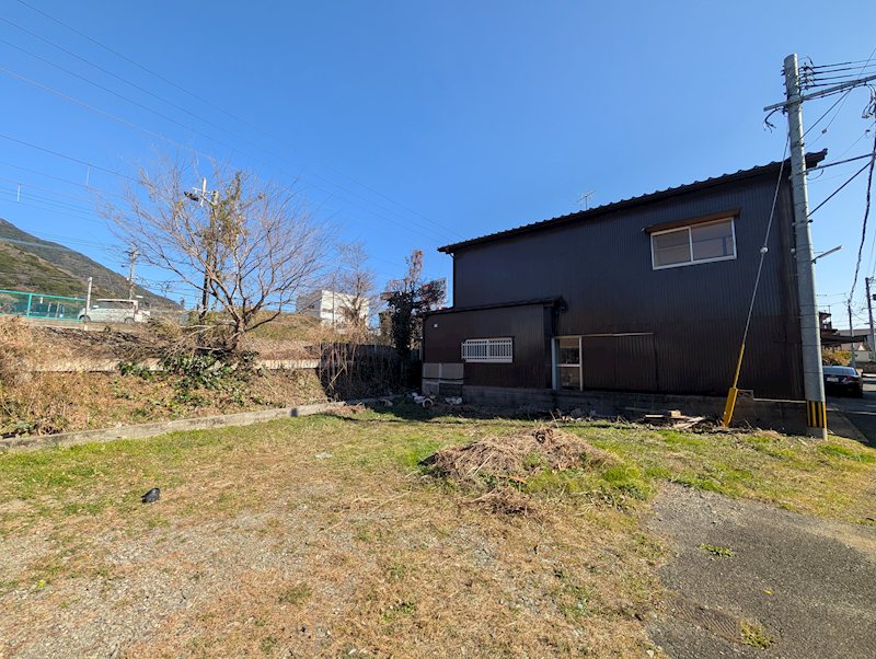 湯川新町一丁目12番戸建 現地写真