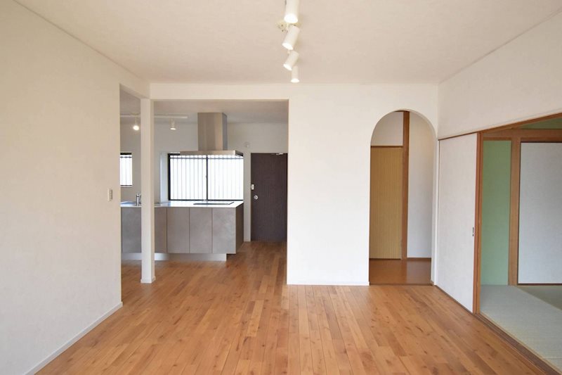 通谷一丁目戸建  内観写真（リビング）