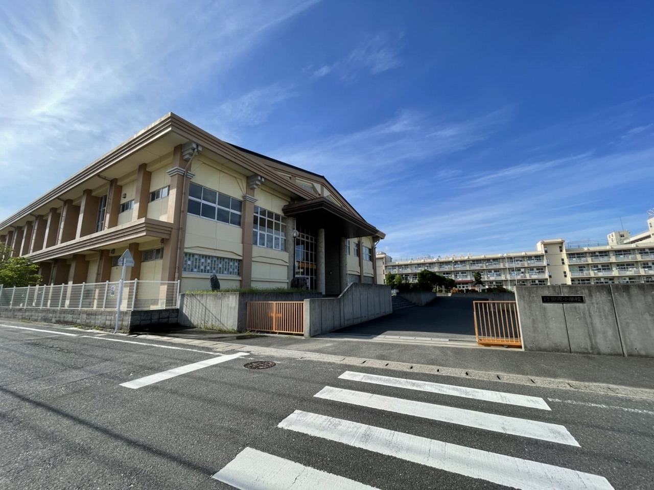 近衛ヶ丘戸建  小学校