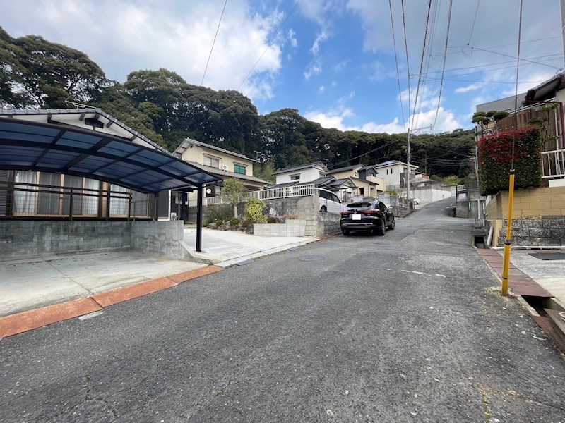 上吉田六丁目戸建   現地写真（前面道路含む現地写真）
