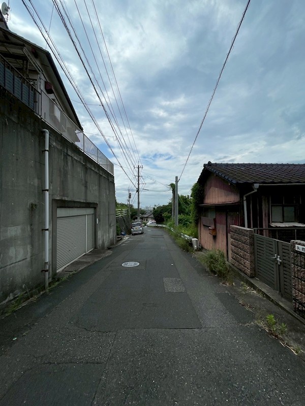 深町二丁目9番戸建 現地写真（前面道路含む現地写真）