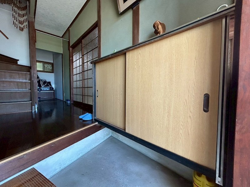 福岡県北九州市門司区白野江３丁目23番3号 現地写真（玄関）