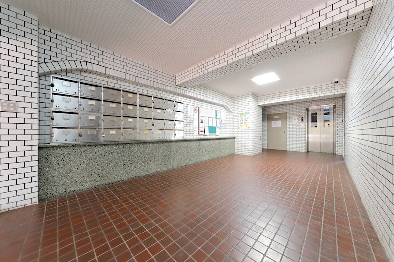 サンライフ三萩野Ⅲ 共用部写真（エントランス）