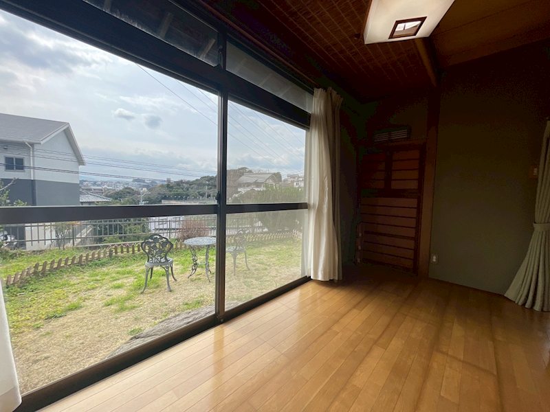 都一丁目戸建 内観写真（リビング以外の居室）