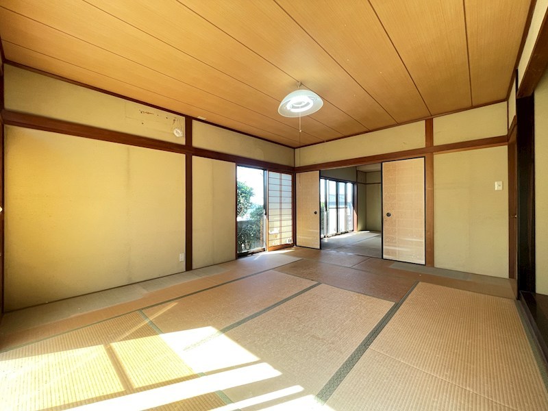 赤坂三丁目10番戸建 内観写真（リビング以外の居室）