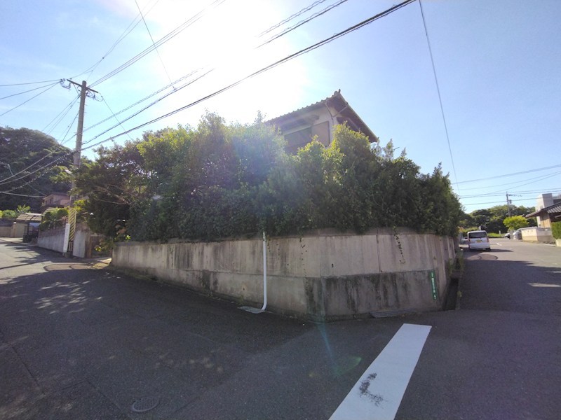鷹見台三丁目戸建 現地写真（前面道路含む現地写真）
