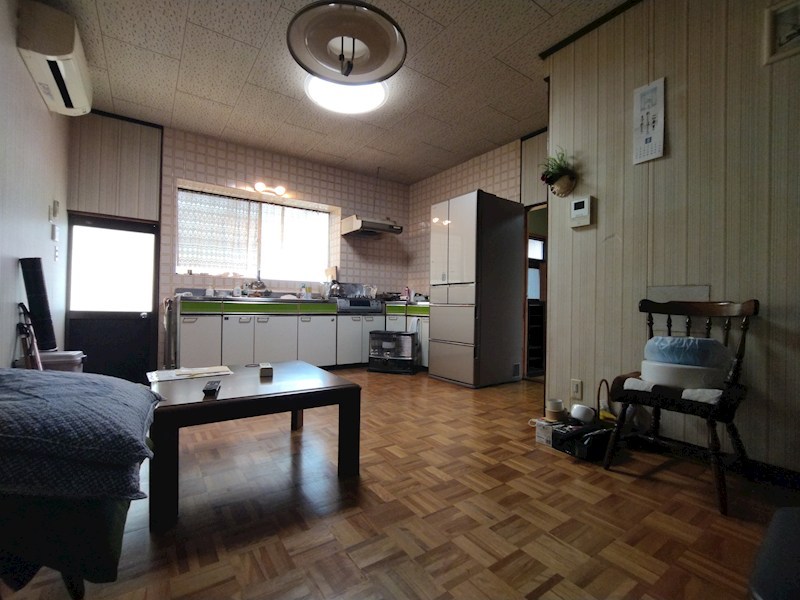 大字感田戸建 内観写真（リビング）
