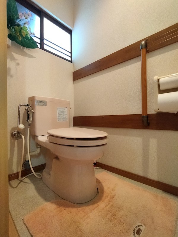 大字感田戸建 内観写真（トイレ）